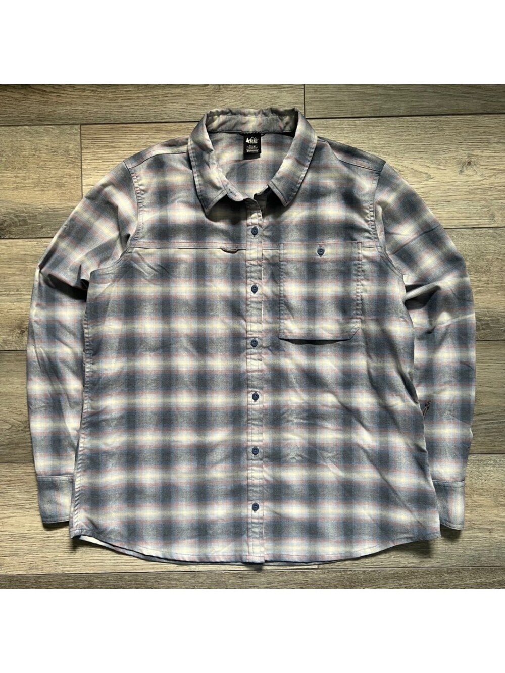 REI Co-Op Men's XL Plaid Button Down Long Sleeve Outdoor Shirt Blue Gray